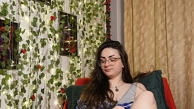 NaughtYHomemadE online show from 01-14-26, 12:00