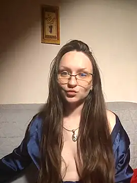 Snapshot of NaughtYHomemadE chatting on 05-25-26, 07:42 NaughtYHomemadE online show from 05-25-26, 07:42