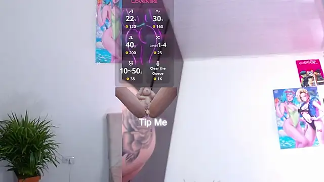 Snapshot of Anni_foxi chatting on 11-18-25, 06:01 Anni foxi online show from 11-18-25, 06:01