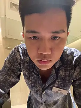 xgregor07 online show from 09-19-25, 08:27