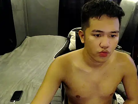 xgregor07 online show from 10-13-25, 06:46