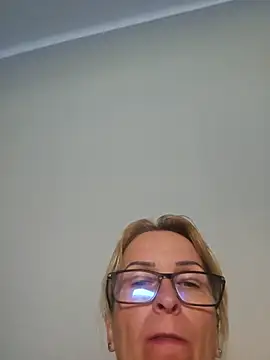 Snapshot of Steffi45 chatting on 07-02-26, 06:41 Steffi45 online show from 07-02-26, 06:41