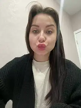 Snapshot of ellie_ssexy chatting on 01-21-25, 04:54 ellie ssexy online show from 01-21-25, 04:54