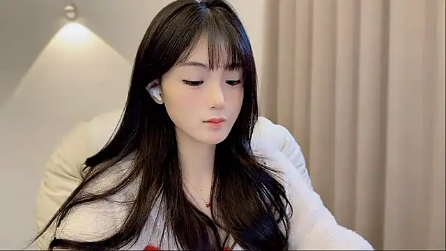 Snapshot of SHUIshui_ chatting on 11-23-25, 06:24 SHUIshui online show from 11-23-25, 06:24