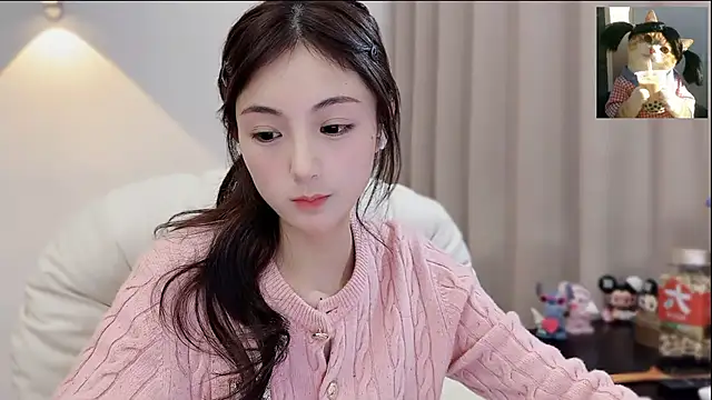Snapshot of SHUIshui_ chatting on 02-04-26, 01:28 SHUIshui online show from 02-04-26, 01:28