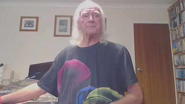 WaverlyKernow online show from 02-28-26, 01:34