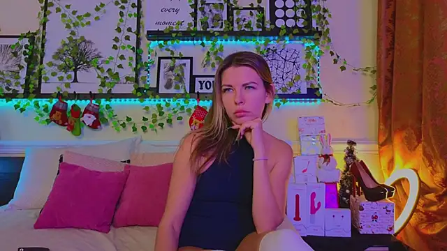 Real Tini online show from 12-12-24, 12:33