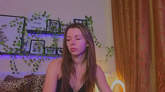 Real Tini online show from 01-09-25, 01:02