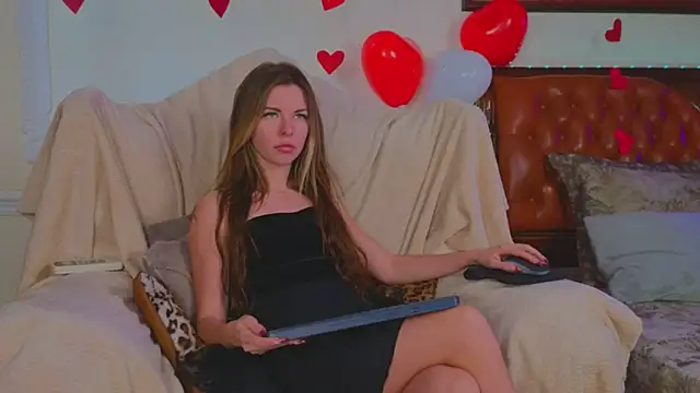 Real Tini online show from 02-17-25, 09:46