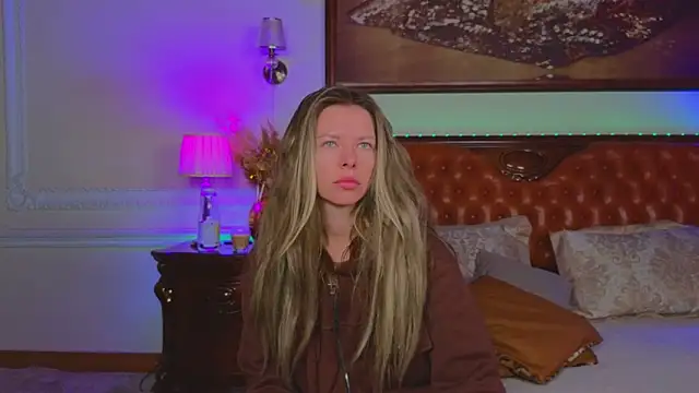 Real Tini online show from 12-01-25, 06:07