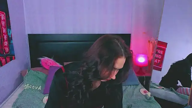 ArmiEri online show from 02-19-26, 01:01