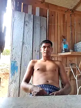 Snapshot of fernandes_v chatting on 02-09-25, 04:29 fernandes v online show from 02-09-25, 04:29