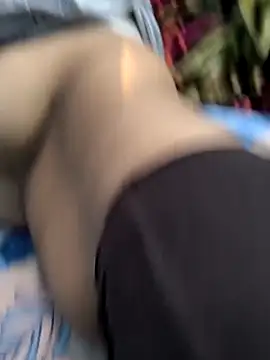 Crezy-Queen01 online show from 11-05-25, 08:36