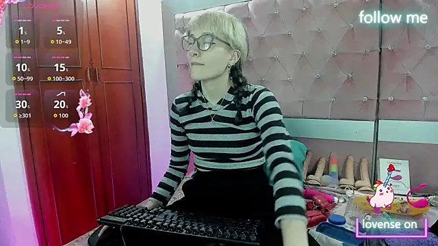 neeko princes online show from 12-22-25, 12:02