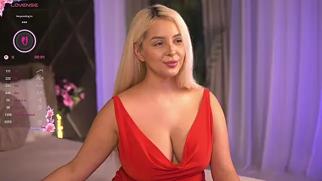 VictoriaMorrone online show from 03-08-25, 10:43