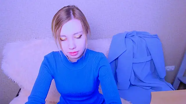 AliceFire  online show from 10-01-25, 07:47