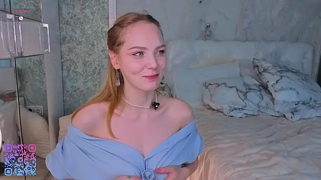 SoniaScott online show from 11-12-25, 02:56