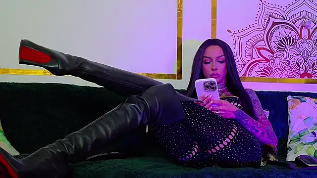 PandoraVolkov online show from 10-21-25, 08:48