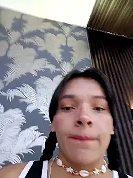 Snapshot of _shantal_smith chatting on 09-22-25, 05:48 shantal smith online show from 09-22-25, 05:48