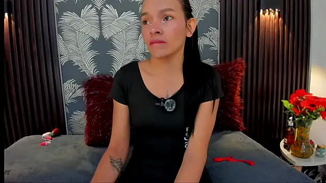 Snapshot of _shantal_smith chatting on 10-07-25, 04:59 shantal smith online show from 10-07-25, 04:59