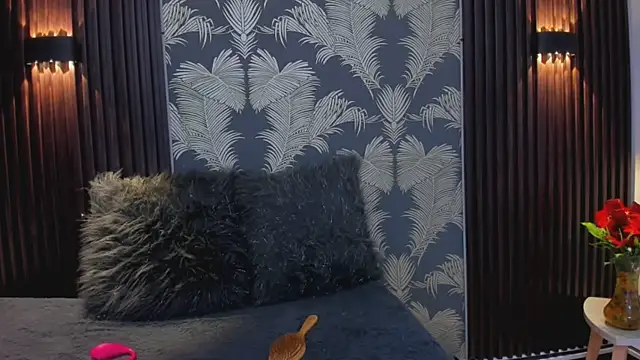 Snapshot of _shantal_smith chatting on 10-16-25, 05:03 shantal smith online show from 10-16-25, 05:03