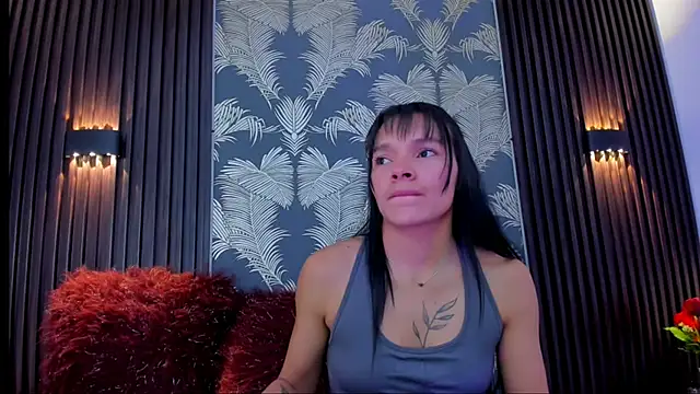 Snapshot of _shantal_smith chatting on 11-05-25, 05:02 shantal smith online show from 11-05-25, 05:02