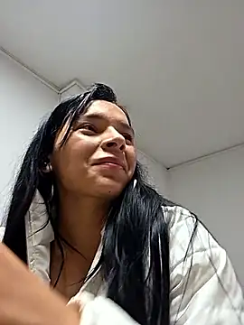 Snapshot of _shantal_smith chatting on 01-10-26, 03:47 shantal smith online show from 01-10-26, 03:47