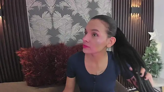 Snapshot of _shantal_smith chatting on 01-15-26, 05:16 shantal smith online show from 01-15-26, 05:16