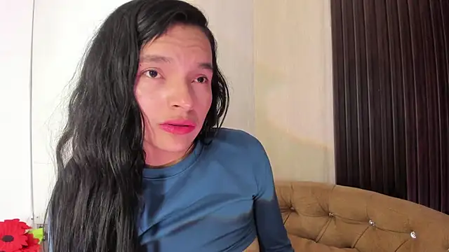 Snapshot of _shantal_smith chatting on 02-23-26, 12:24 shantal smith online show from 02-23-26, 12:24