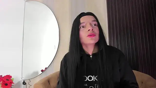 Snapshot of _shantal_smith chatting on 02-24-26, 12:30 shantal smith online show from 02-24-26, 12:30