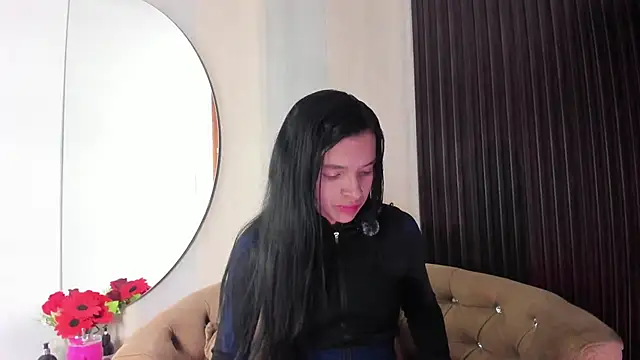 Snapshot of _shantal_smith chatting on 03-03-26, 12:28 shantal smith online show from 03-03-26, 12:28