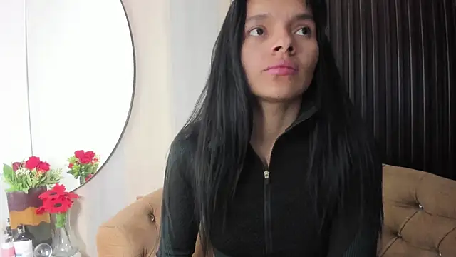 Snapshot of _shantal_smith chatting on 03-31-26, 12:27 shantal smith online show from 03-31-26, 12:27