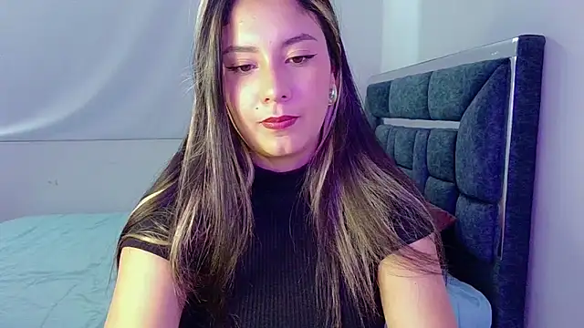 Lia 14  online show from 10-23-25, 04:50