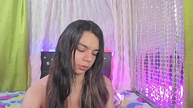 Snapshot of Megan_Miles02 chatting on 02-07-25, 07:40 Megan Miles02 online show from 02-07-25, 07:40