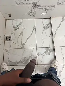 Snapshot of Spaness chatting on 04-16-26, 02:40 Spaness online show from 04-16-26, 02:40