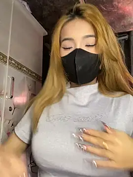 Snapshot of -KathySweet- chatting on 03-19-25, 03:52 -KathySweet- online show from 03-19-25, 03:52