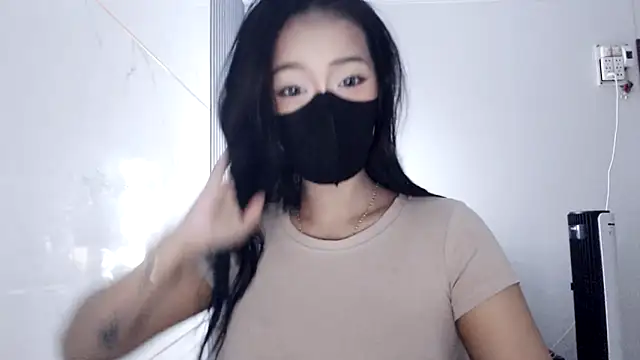 Snapshot of -KathySweet- chatting on 09-24-25, 05:00 -KathySweet- online show from 09-24-25, 05:00