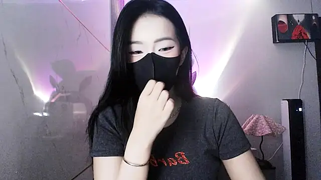 Snapshot of -KathySweet- chatting on 10-26-25, 06:19 -KathySweet- online show from 10-26-25, 06:19