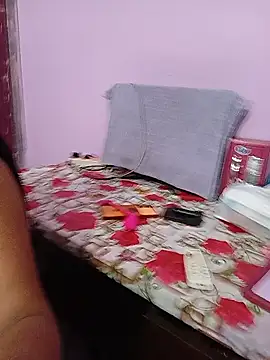 reemacouple007 online show from 07-08-26, 05:06