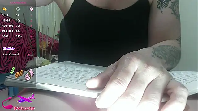 ViickySexy online show from 02-27-26, 07:58