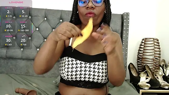 KhateShar online show from 10-25-25, 03:07