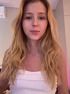 LunaRase online show from 07-14-26, 03:22