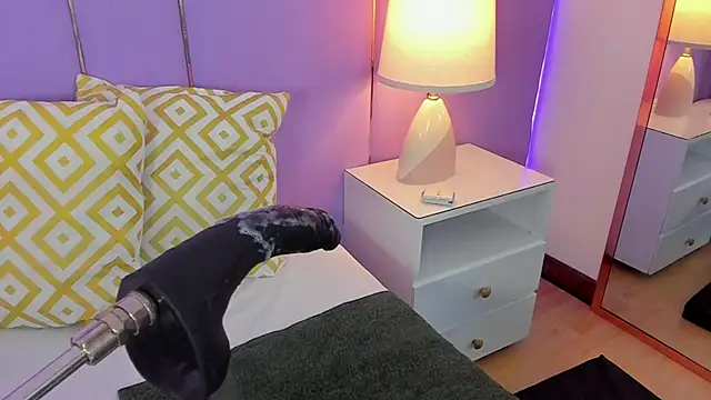 SophyRuiz  online show from 04-02-26, 11:52