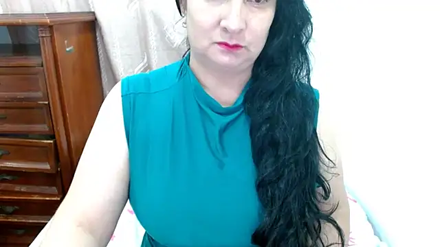 Snapshot of Ashyle chatting on 06-29-26, 01:01 Ashyle online show from 06-29-26, 01:01