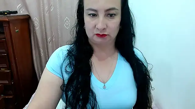 Snapshot of Ashyle chatting on 07-12-26, 02:57 Ashyle online show from 07-12-26, 02:57