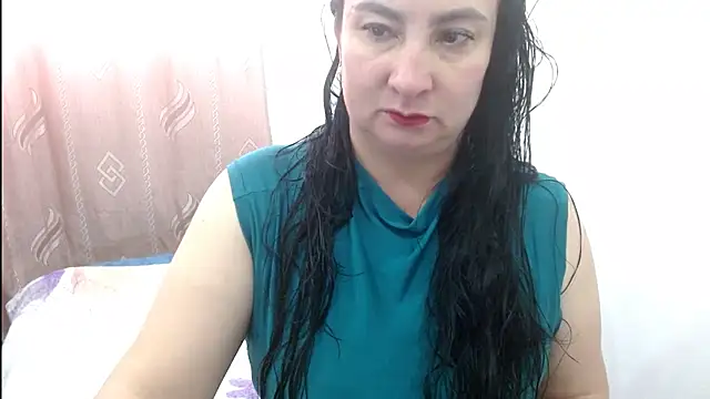 Snapshot of Ashyle chatting on 07-15-26, 06:35 Ashyle online show from 07-15-26, 06:35