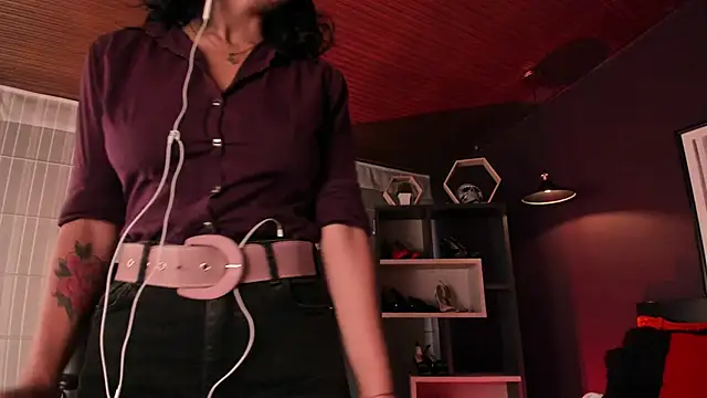 Moony 14 online show from 04-14-26, 12:11