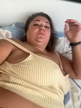 Snapshot of MikyVesela chatting on 10-14-25, 08:15 MikyVesela online show from 10-14-25, 08:15