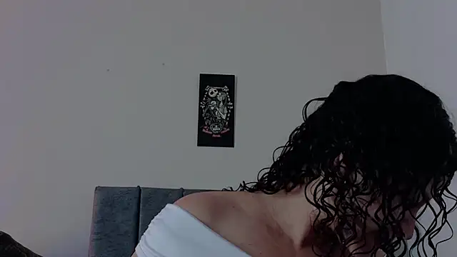 Snapshot of ArtesanaMK chatting on 06-06-26, 05:39 ArtesanaMK online show from 06-06-26, 05:39