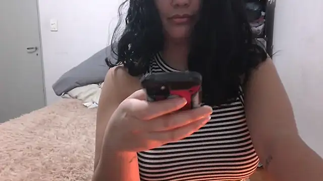 Snapshot of isabellalisa chatting on 07-20-26, 01:42 isabellalisa online show from 07-20-26, 01:42